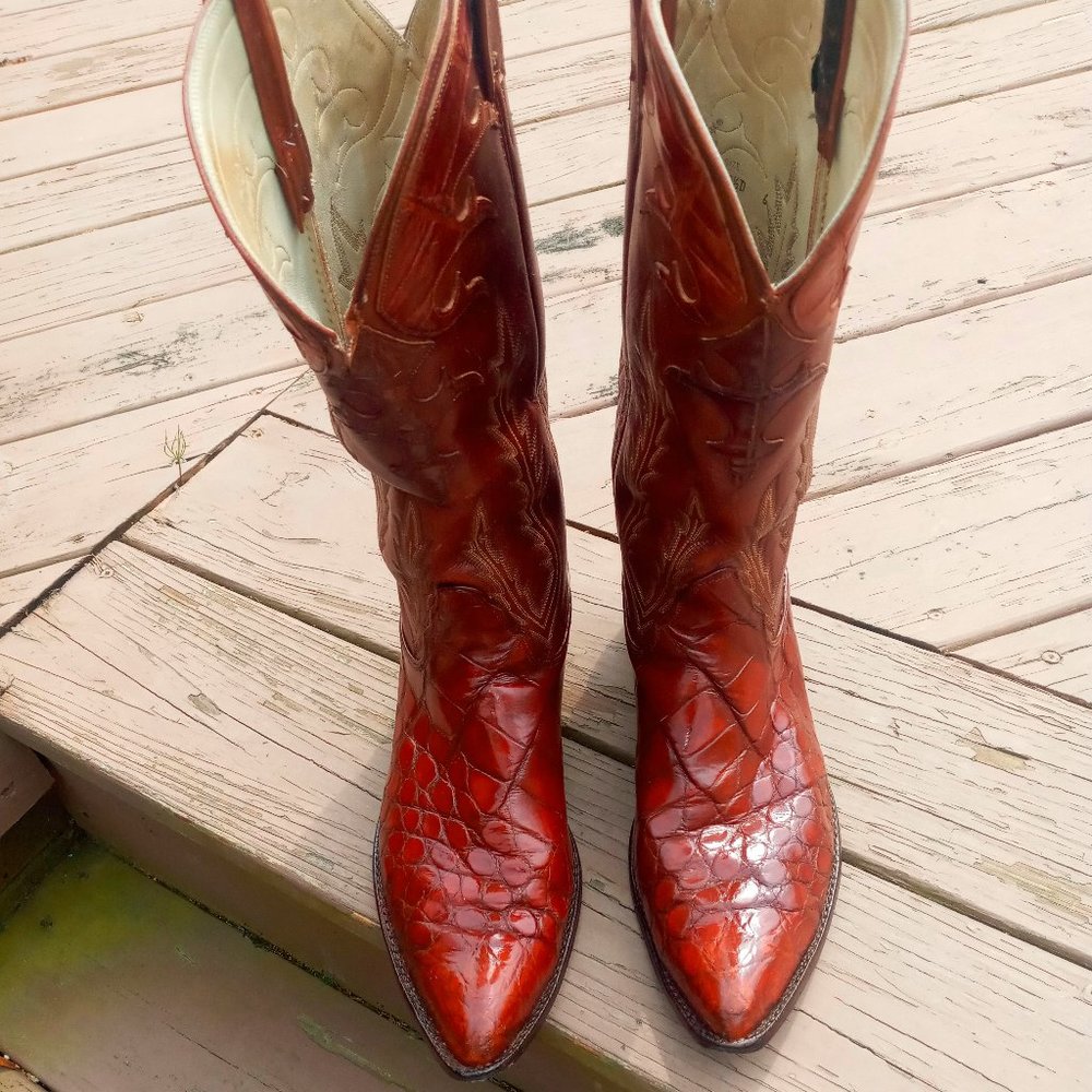 Tony Lama 1984  Signature  Alligator Western Boots